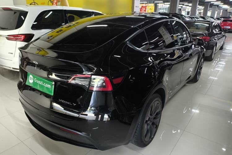 Used Tesla Model Y 2024 Long-Range All-Wheel-Drive Version Rear Right 45 Deg