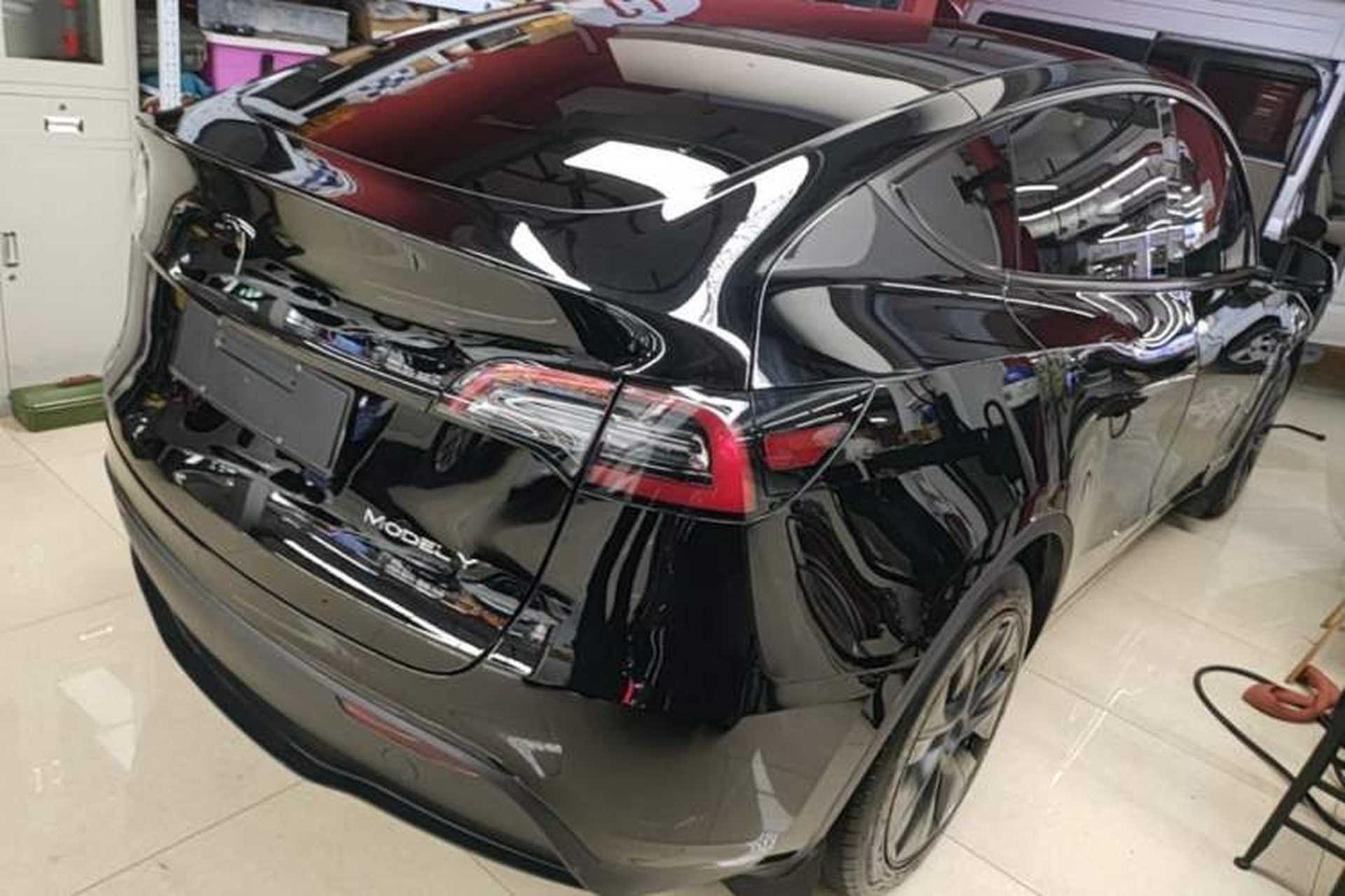 Used Tesla Model Y 2024 Rear-Wheel-Drive Version Rear Right 45 Deg