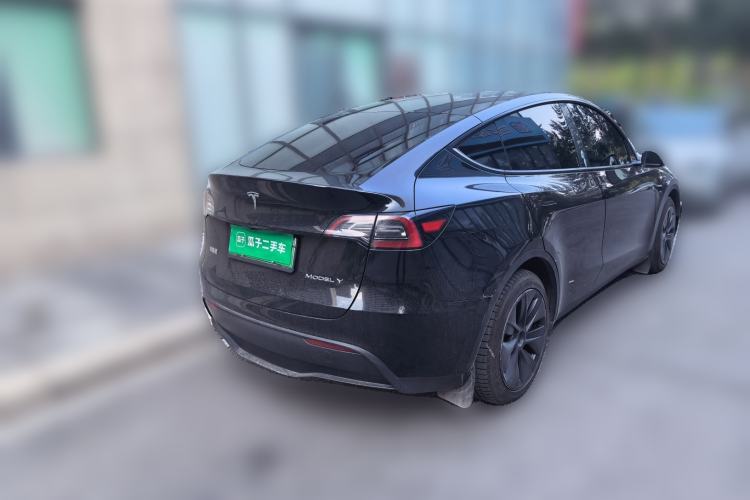 Used Tesla Model Y 2024 Rear-Wheel-Drive Version Rear Right 45 Deg