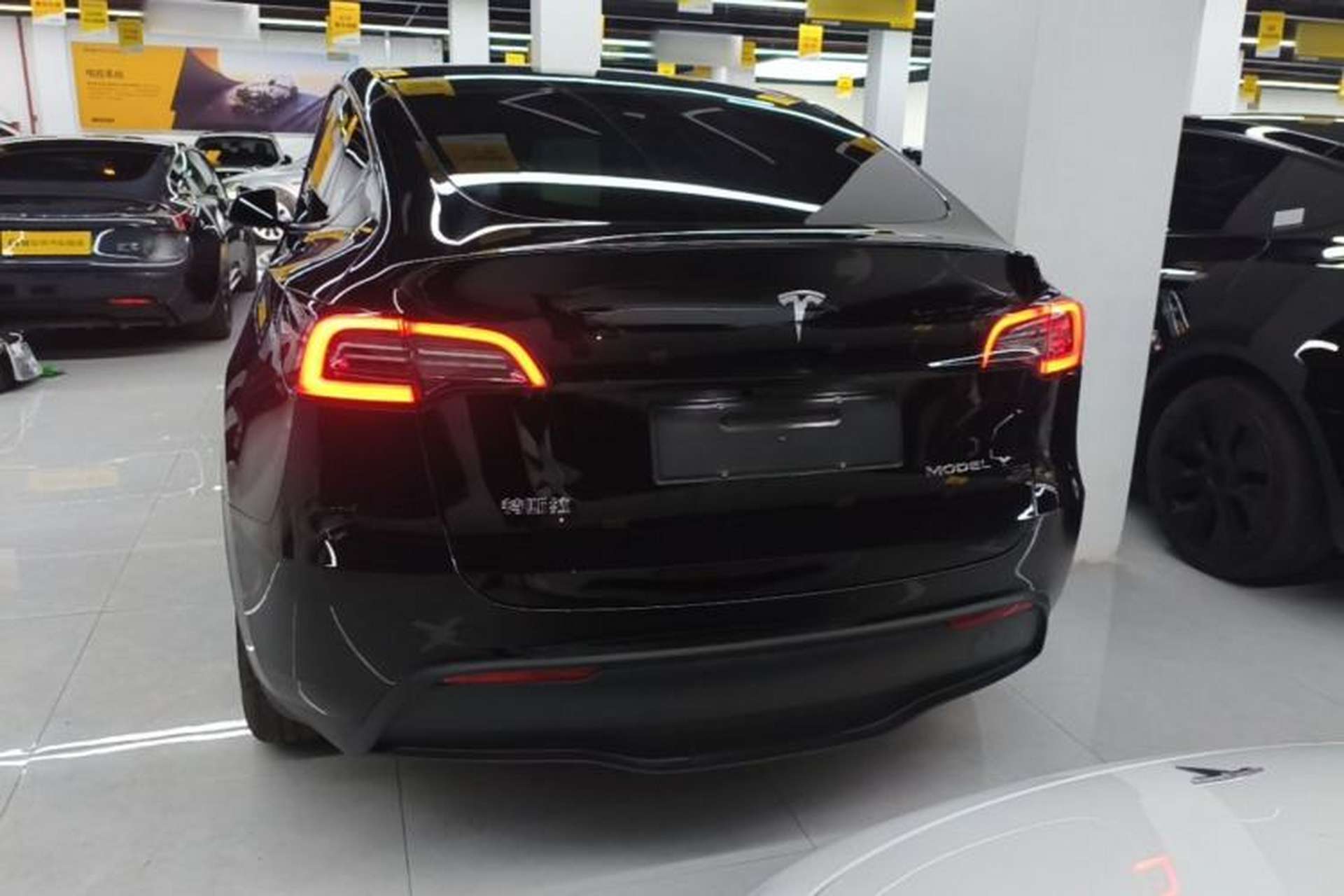 Used Tesla Model Y 2024 Long-Range All-Wheel-Drive Version Rear