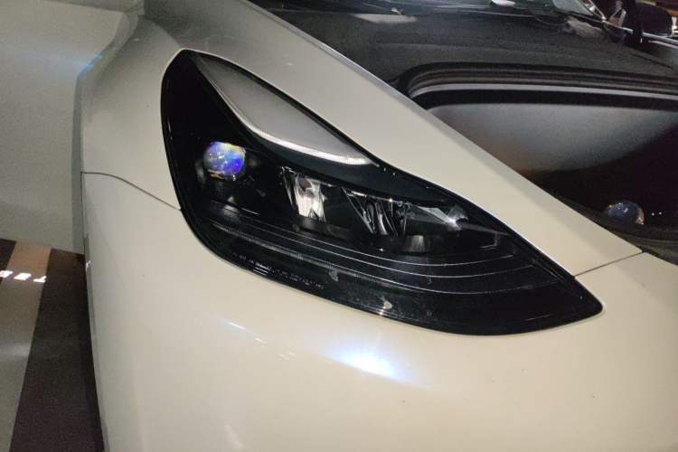 Used Tesla Model Y 2024 Rear-Wheel-Drive Version Right Front Headlight