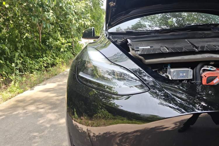 Used Tesla Model Y 2024 Rear-Wheel-Drive Version Right Front Headlight