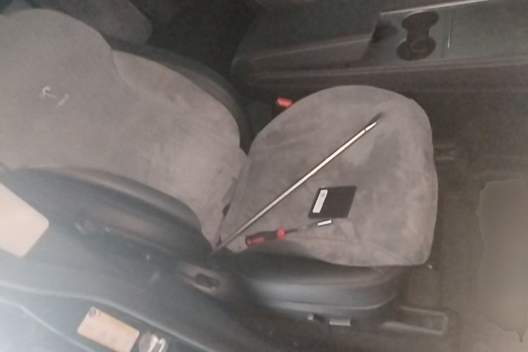 Used Tesla Model Y 2024 Rear-Wheel-Drive Version Right Front Seat