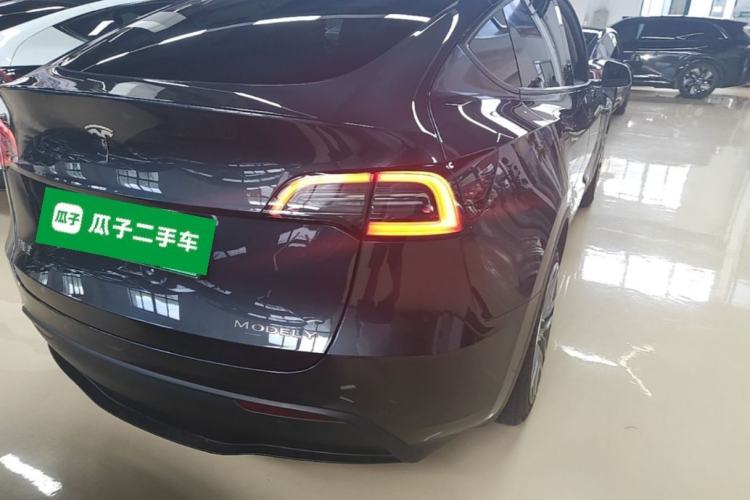 Used Tesla Model Y 2024 Rear-Wheel-Drive Version Right Rear Taillight