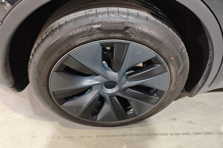 Used Tesla Model Y 2024 Rear-Wheel-Drive Version