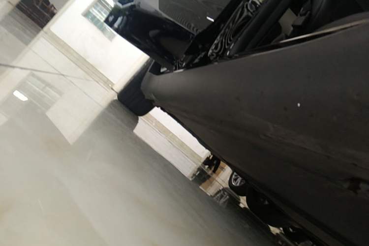Used Tesla Model Y 2024 Rear-Wheel-Drive Version Right Side Sill