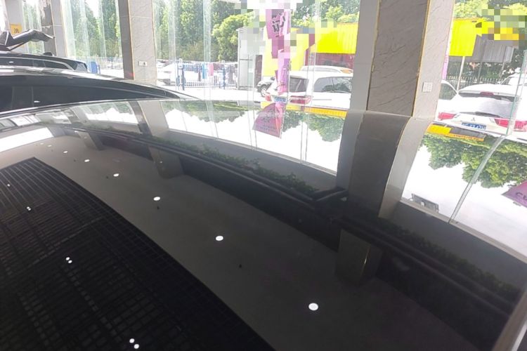 Used Tesla Model Y 2024 Rear-Wheel-Drive Version Roof