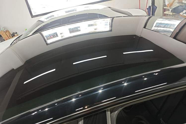 Used Tesla Model Y 2024 Rear-Wheel-Drive Version Roof