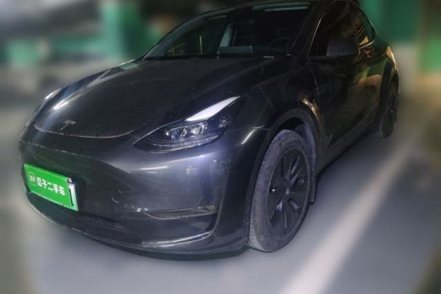 Used Tesla Model Y 2024 Long-Range All-Wheel-Drive Version