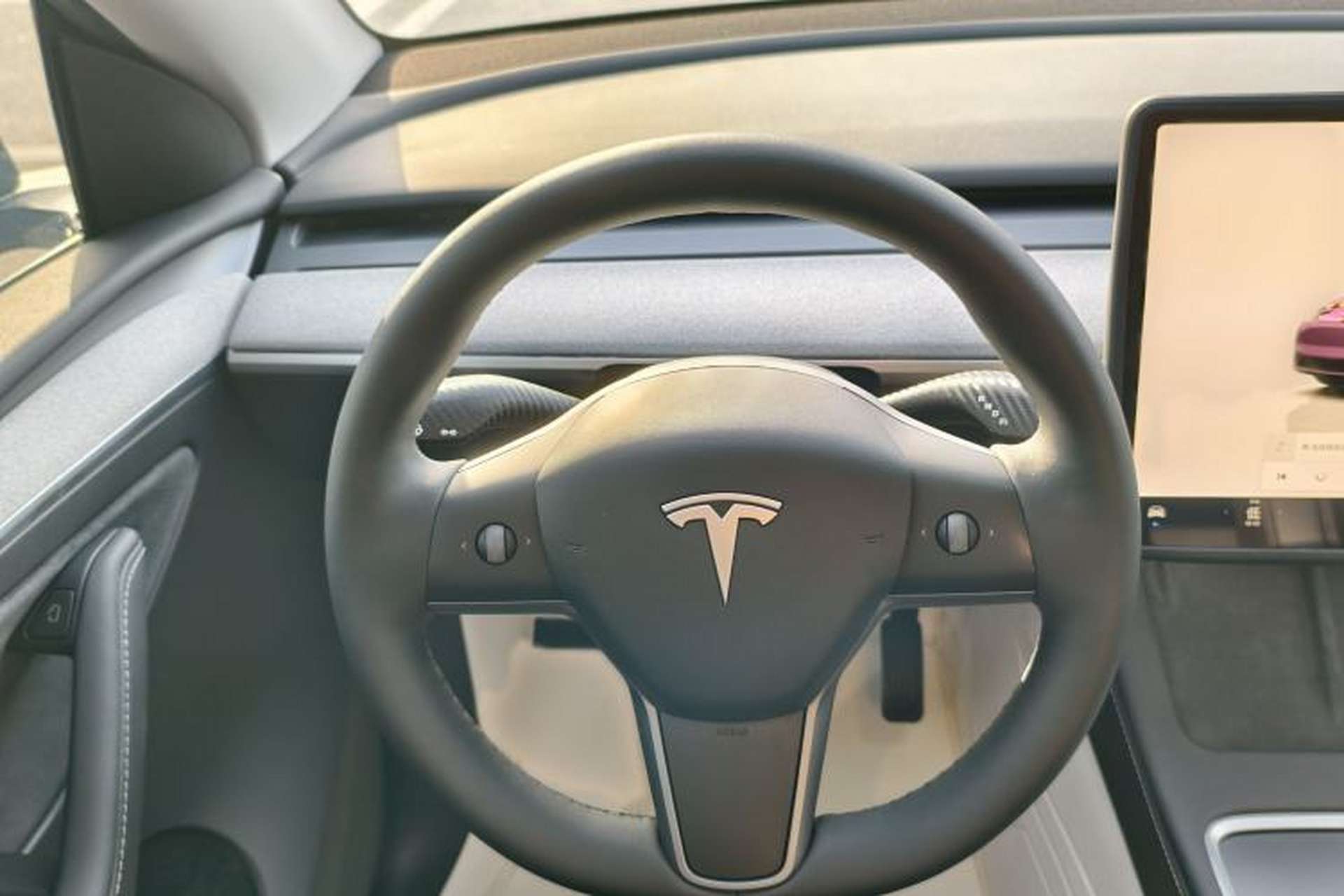Used Tesla Model Y 2024 Rear-Wheel-Drive Version Steering Wheel
