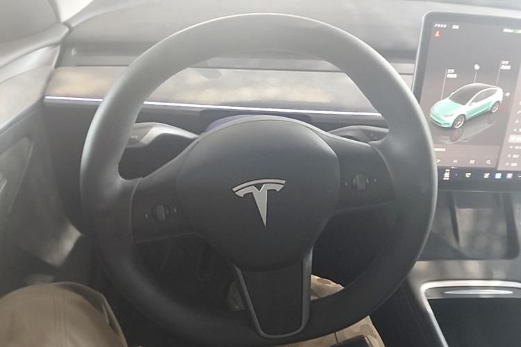 Used Tesla Model Y 2024 Rear-Wheel-Drive Version Steering Wheel
