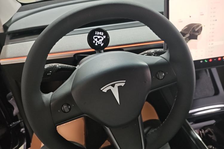 Used Tesla Model Y 2024 Rear-Wheel-Drive Version Steering Wheel