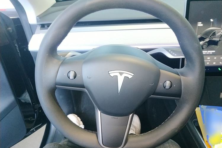 Used Tesla Model Y 2024 Rear-Wheel-Drive Version Steering Wheel