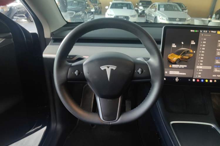 Used Tesla Model Y 2024 Rear-Wheel-Drive Version Steering Wheel