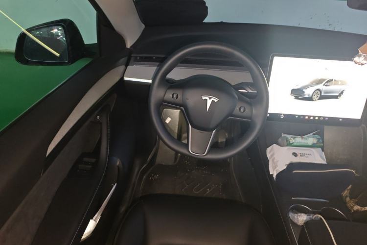 Used Tesla Model Y 2024 Rear-Wheel-Drive Version Steering Wheel