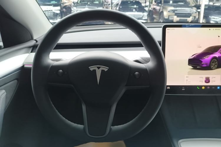 Used Tesla Model Y 2024 Rear-Wheel-Drive Version Steering Wheel