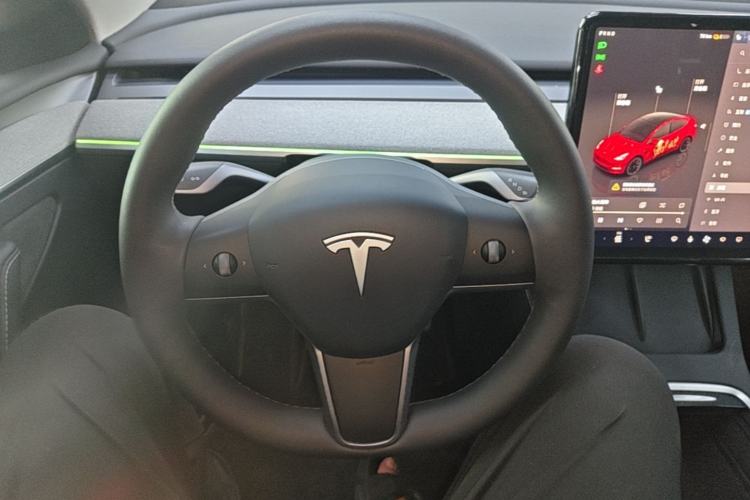 Used Tesla Model Y 2024 Rear-Wheel-Drive Version Steering Wheel
