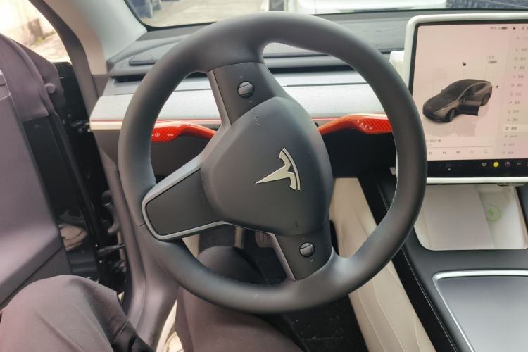 Used Tesla Model Y 2024 Rear-Wheel-Drive Version Steering Wheel