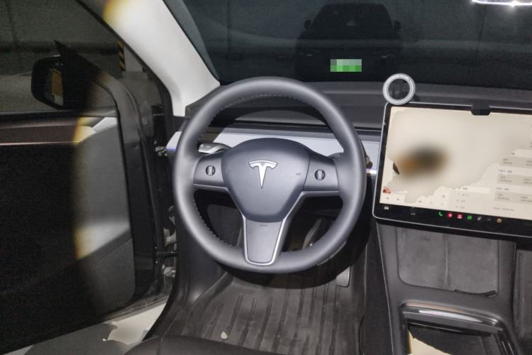 Used Tesla Model Y 2024 Rear-Wheel-Drive Version Steering Wheel