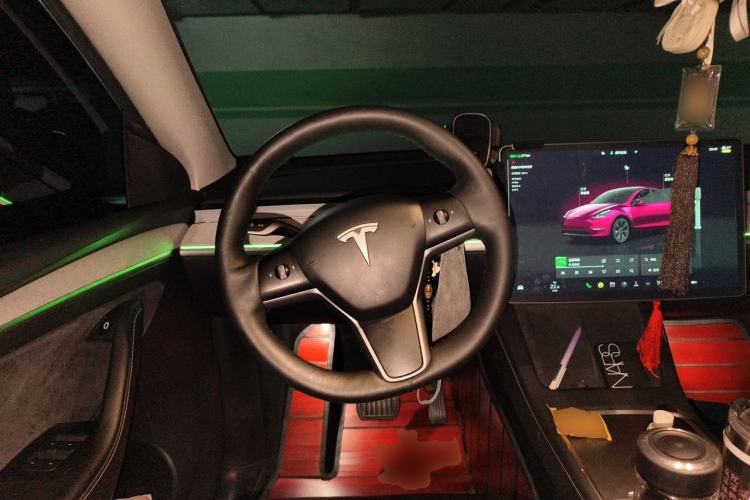 Used Tesla Model Y 2024 Rear-Wheel-Drive Version Steering Wheel