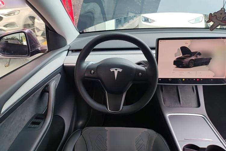 Used Tesla Model Y 2024 Rear-Wheel-Drive Version Steering Wheel