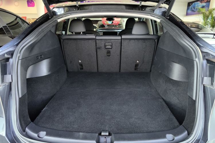 Used Tesla Model Y 2024 Rear-Wheel-Drive Version Trunk