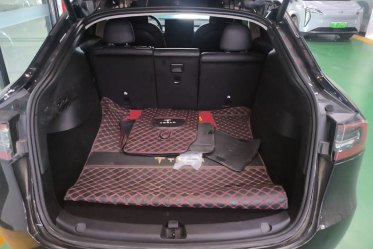 Used Tesla Model Y 2024 Rear-Wheel-Drive Version Trunk
