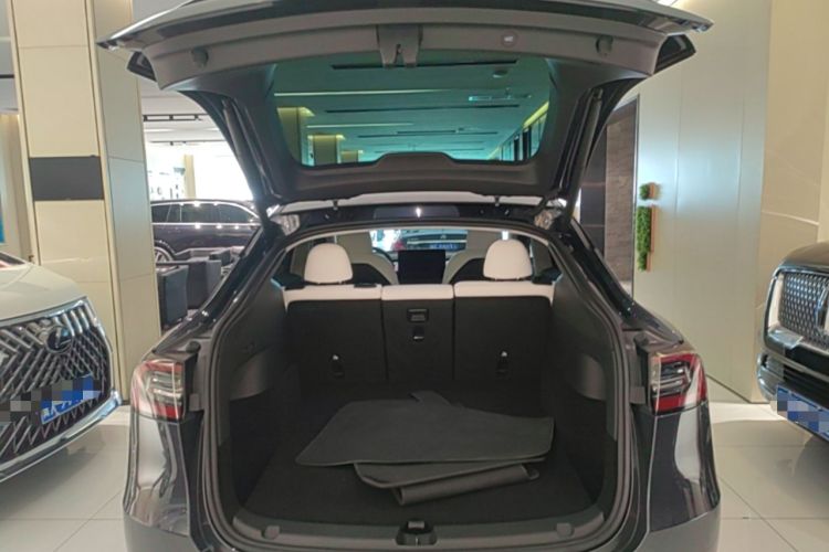 Used Tesla Model Y 2024 Rear-Wheel-Drive Version Trunk