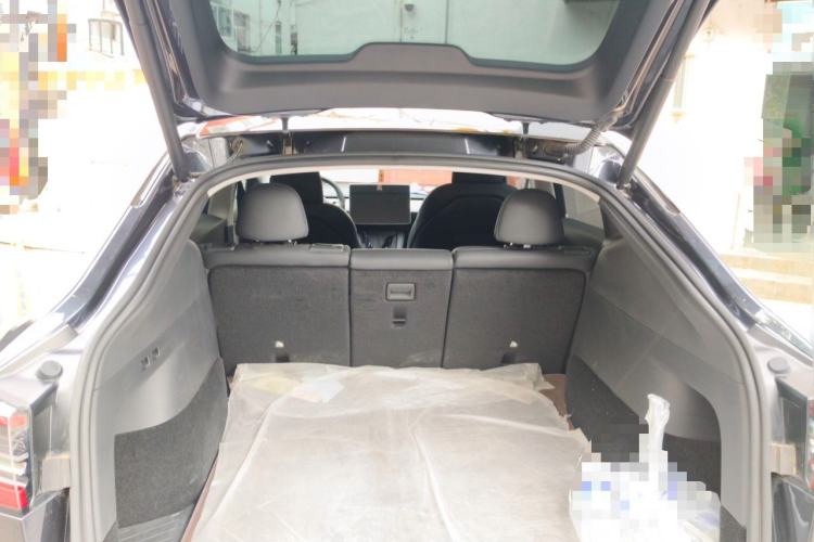 Used Tesla Model Y 2024 Rear-Wheel-Drive Version Trunk