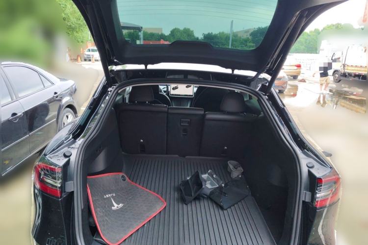 Used Tesla Model Y 2024 Rear-Wheel-Drive Version Trunk
