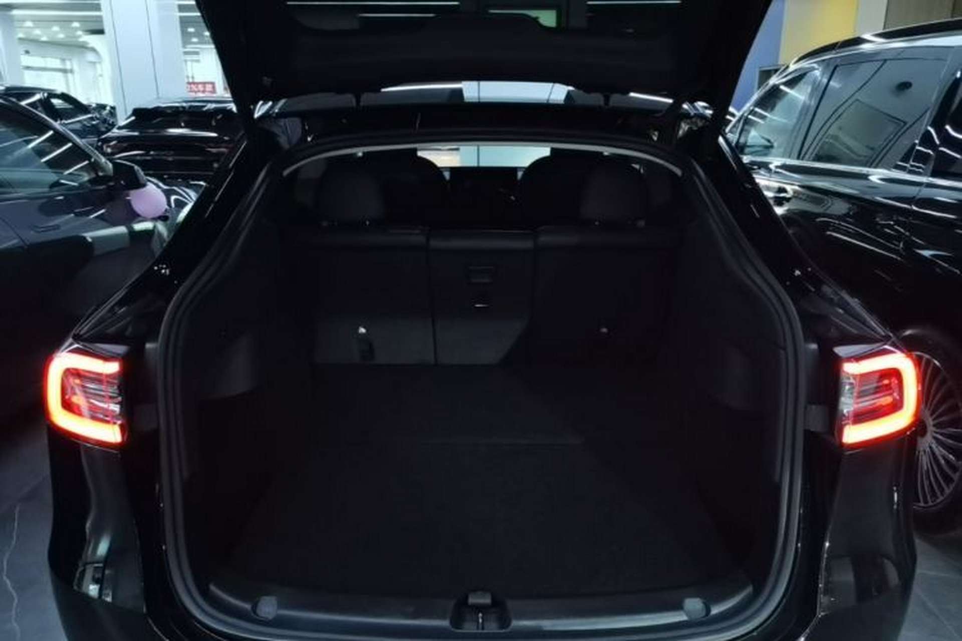 Used Tesla Model Y 2024 Rear-Wheel-Drive Version Trunk