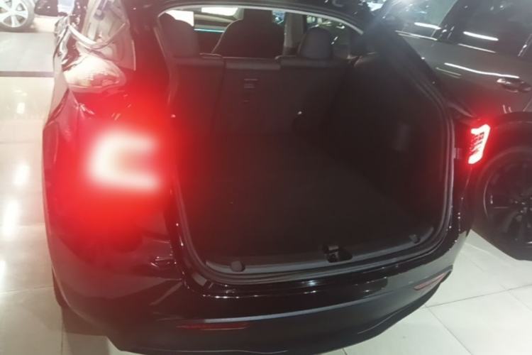 Used Tesla Model Y 2024 Rear-Wheel-Drive Version Trunk