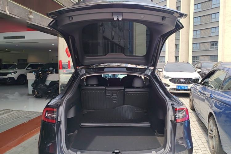 Used Tesla Model Y 2024 Rear-Wheel-Drive Version Trunk