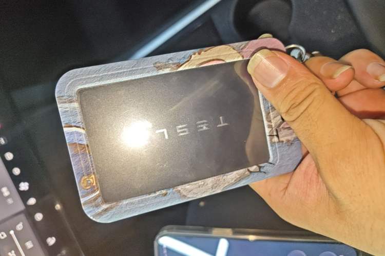 Used Tesla Model Y 2024 Rear-Wheel-Drive Version Vehicle Key