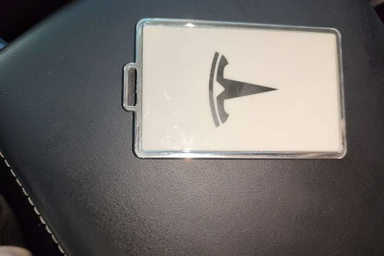 Used Tesla Model Y 2024 Rear-Wheel-Drive Version Vehicle Key