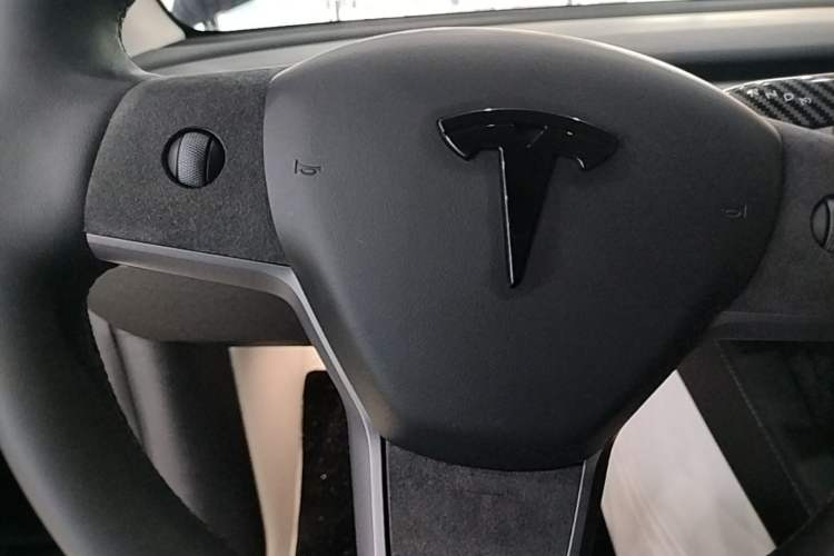 Used Tesla Model Y 2024 Rear-Wheel-Drive Version Vehicle Key