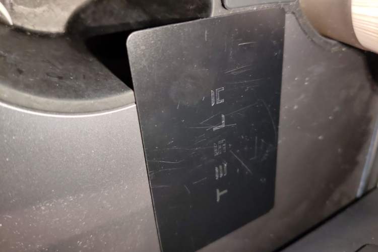 Used Tesla Model Y 2024 Rear-Wheel-Drive Version Vehicle Key