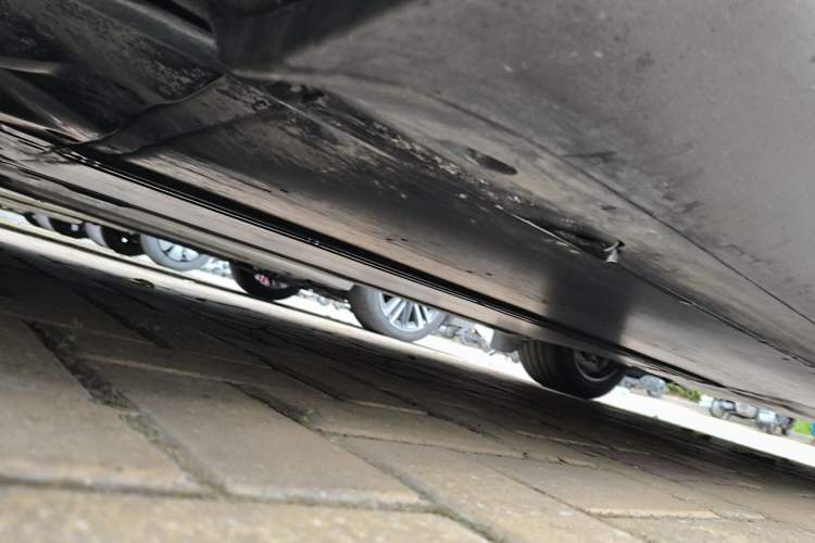 Used Tesla Model Y 2024 Rear-Wheel-Drive Version Chassis Rear Right
