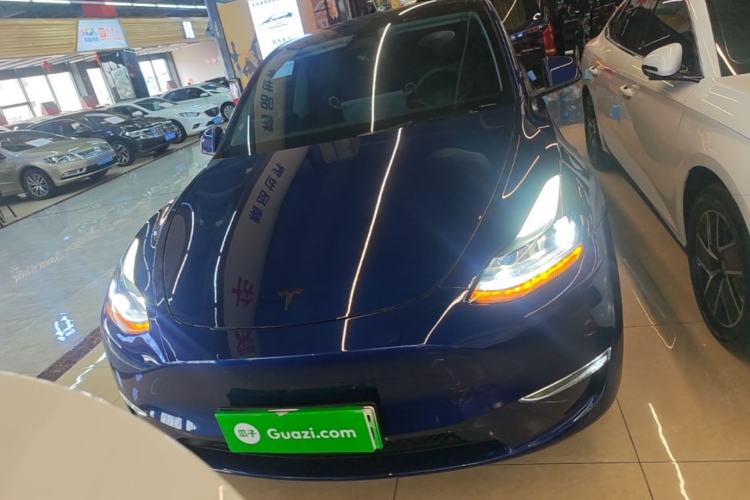 Used Tesla Model Y 2024 Long-Range All-Wheel-Drive Version Front