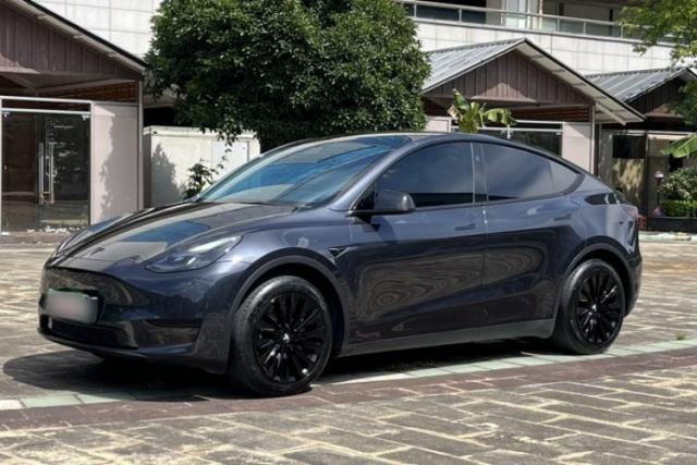 Used Tesla Model Y 2024 Rear-Wheel-Drive Version