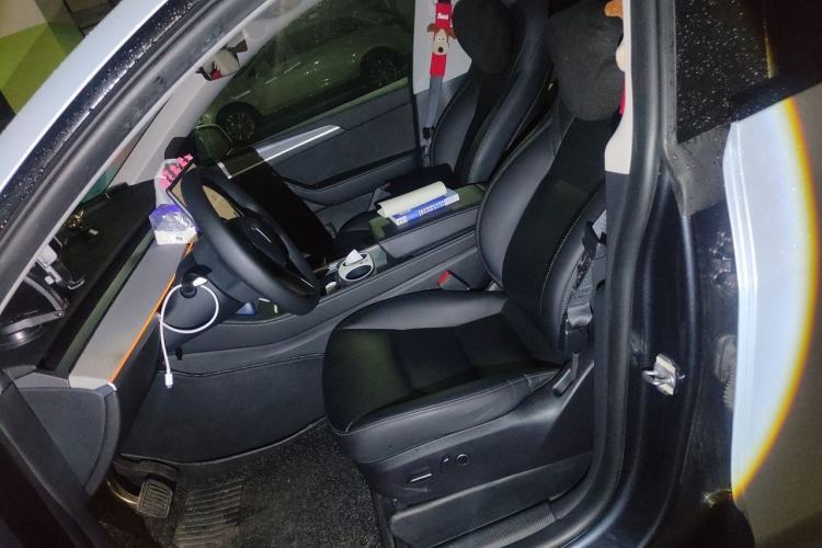 Used Tesla Model Y 2024 Rear-Wheel-Drive Version Left Front Seat