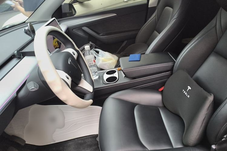 Used Tesla Model Y 2024 Rear-Wheel-Drive Version Left Front Seat