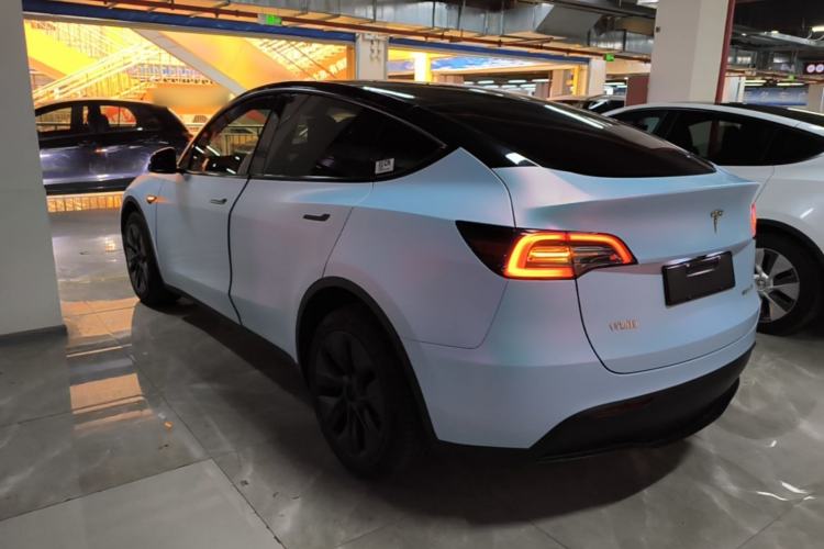 Used Tesla Model Y 2024 Long-Range All-Wheel-Drive Version Rear Left 45 Deg