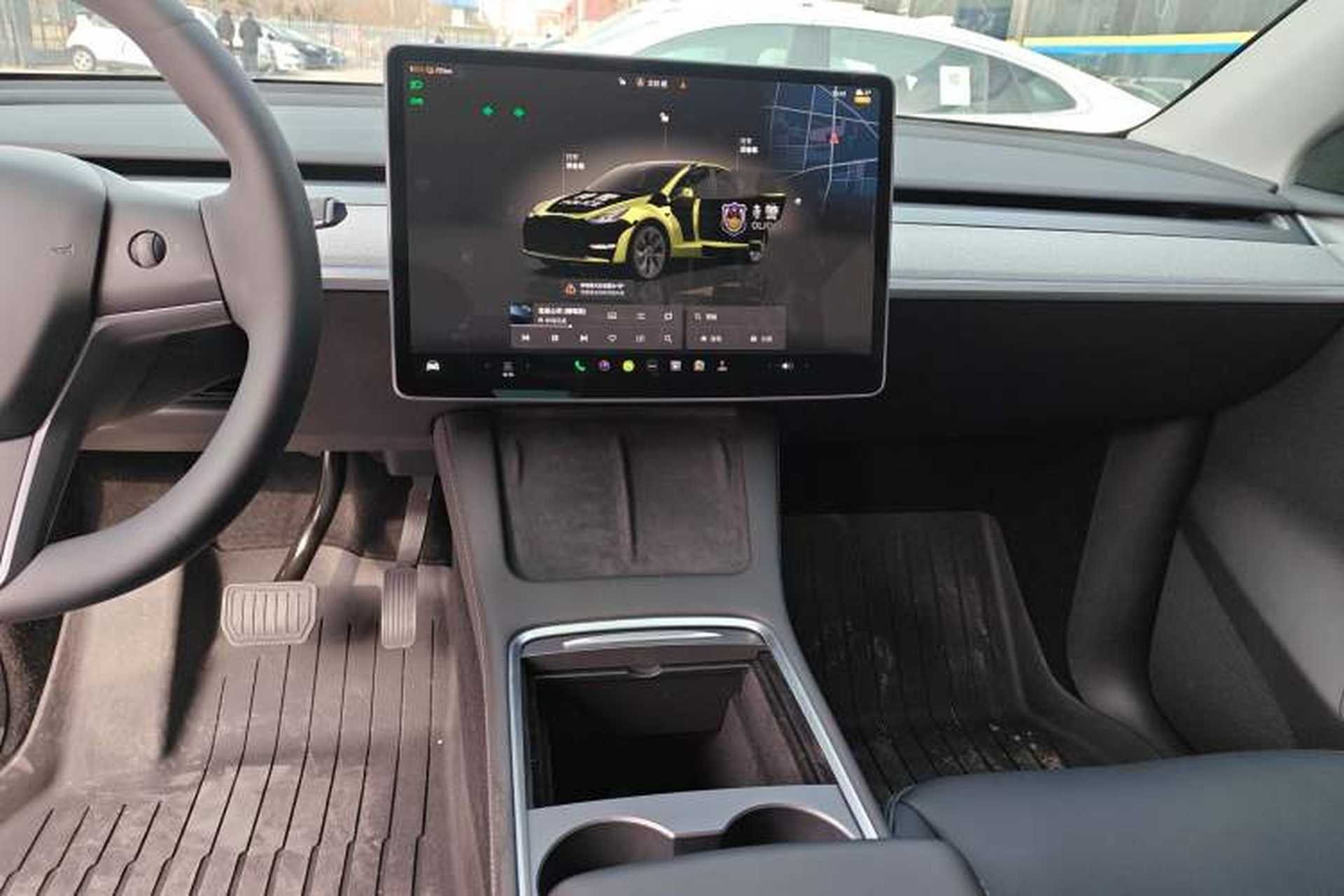 Used Tesla Model Y 2024 Rear-Wheel-Drive Version Audio And AC Panel