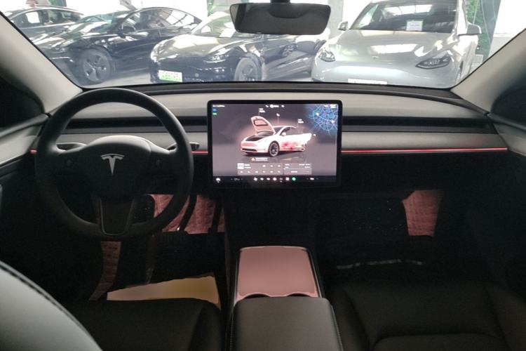 Used Tesla Model Y 2024 Rear-Wheel-Drive Version Center Console