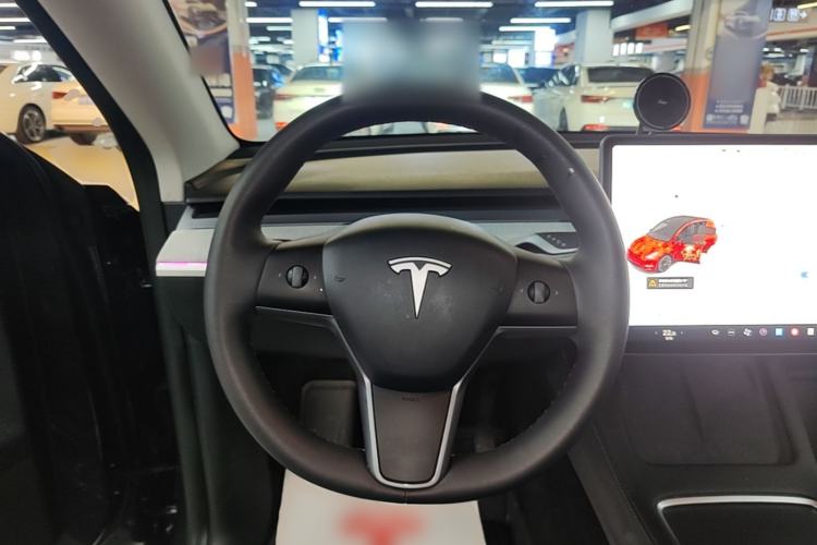Used Tesla Model Y 2024 Rear-Wheel-Drive Version Steering Wheel