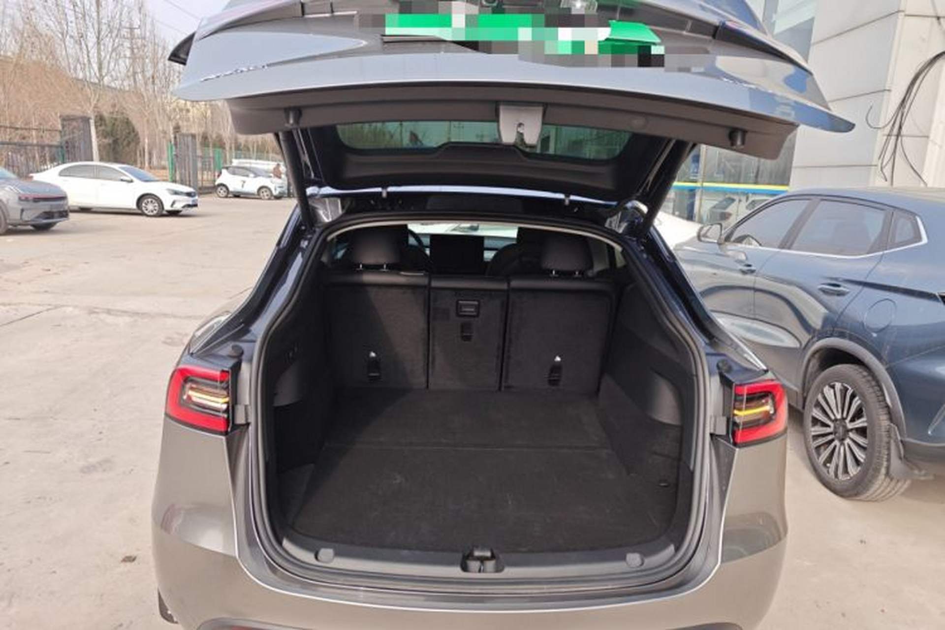 Used Tesla Model Y 2024 Rear-Wheel-Drive Version Trunk