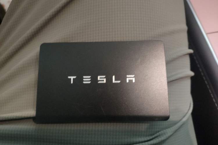 Used Tesla Model Y 2024 Rear-Wheel-Drive Version Vehicle Key