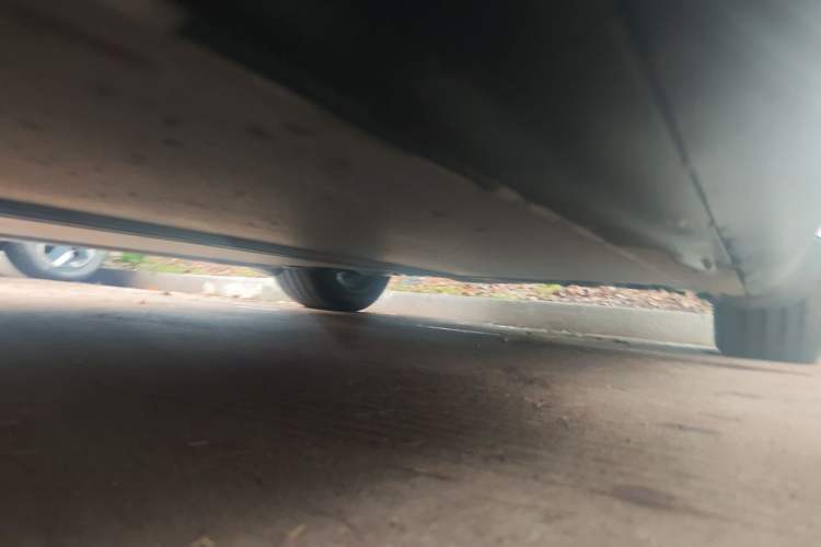 Used Tesla Model Y 2024 Rear-Wheel-Drive Version Chassis Front Left