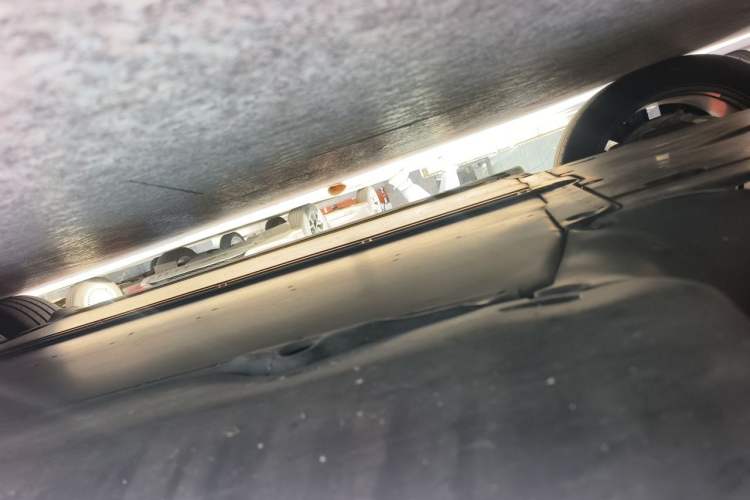 Used Tesla Model Y 2024 Rear-Wheel-Drive Version Chassis Front Left